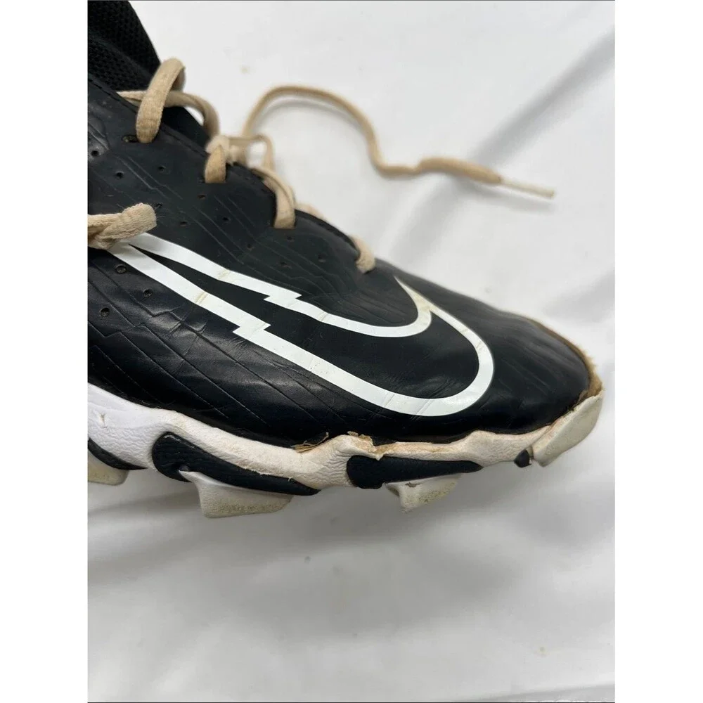 Nike Vapor Ultrafly 4 Keystone Black and White Baseball Cleats